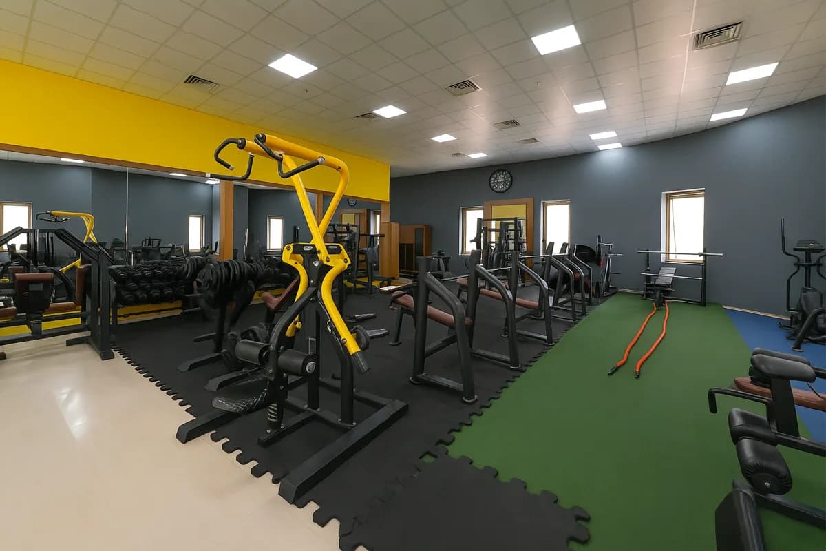 باشگاه ورزش و زندگی نوید